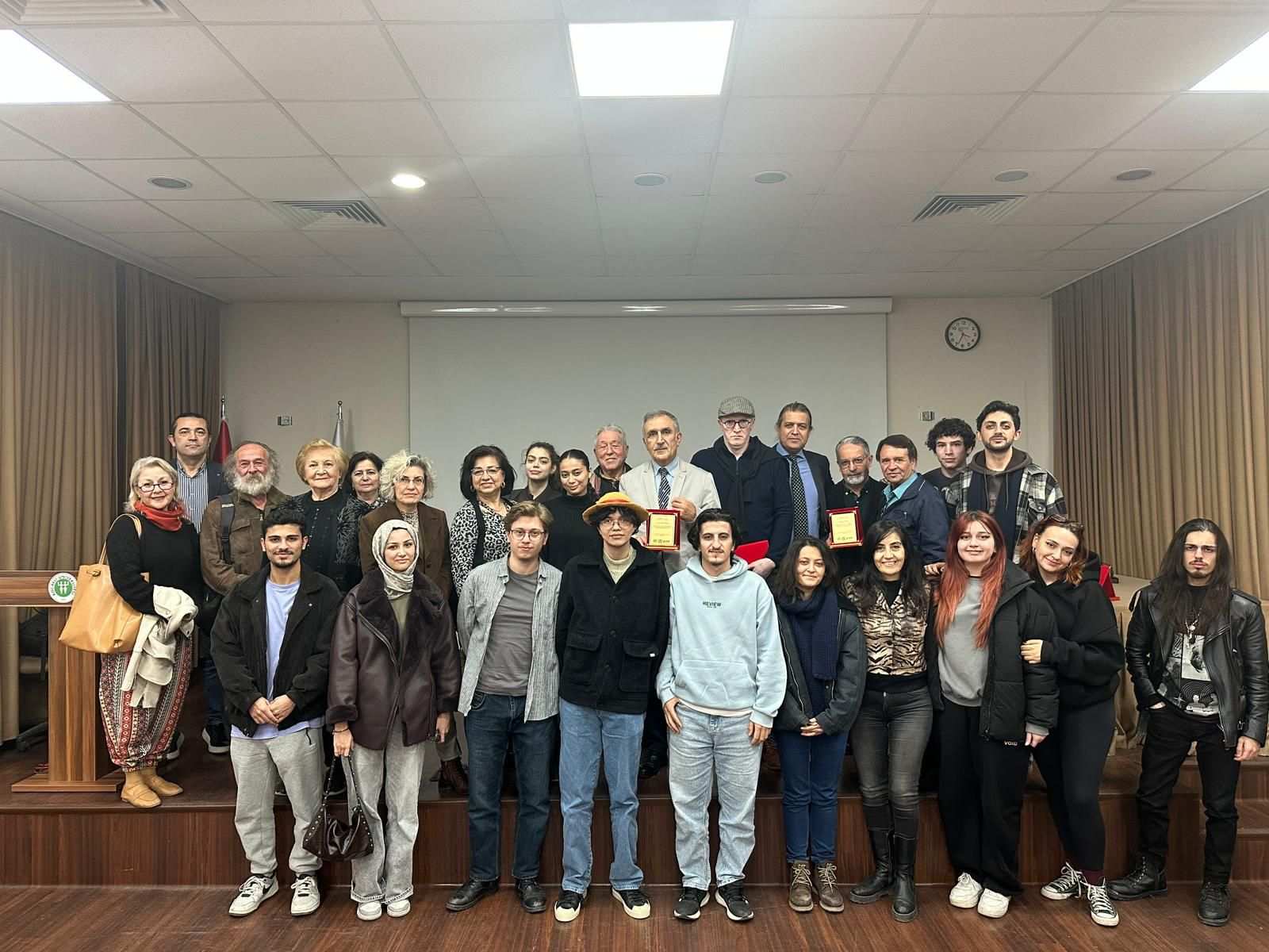 "Sanat ve Tasarımın Yaratıcı Ekonomideki Yeni Dili" Paneli Gerçekleşti - Görsel 3